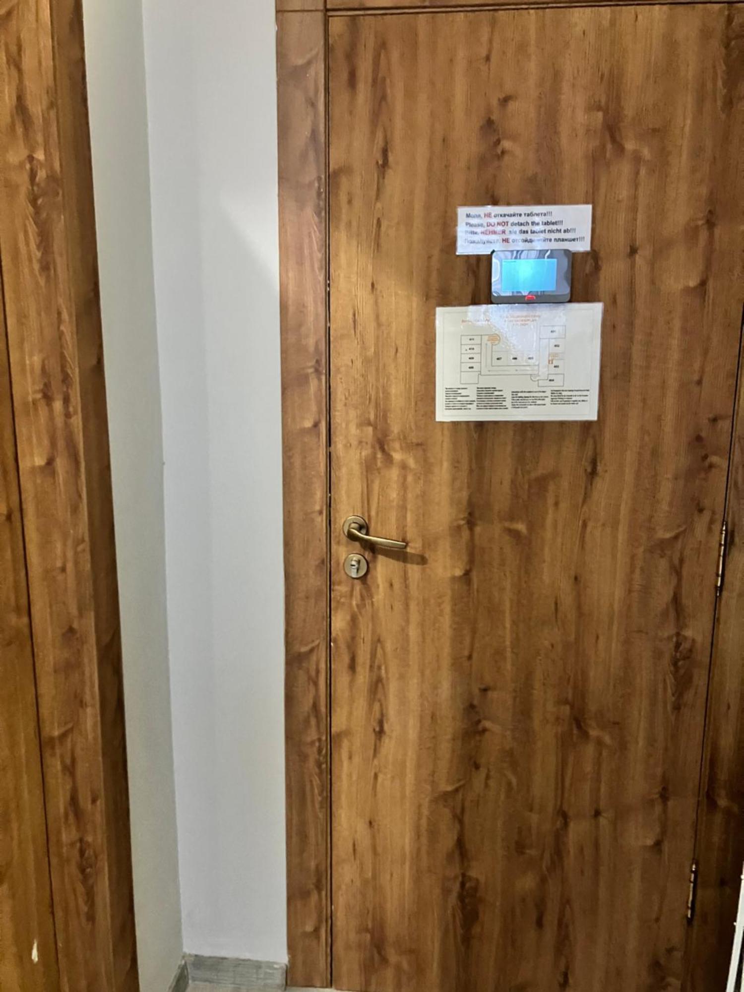 Joy Apartment Slântsjev Brjag Eksteriør bilde